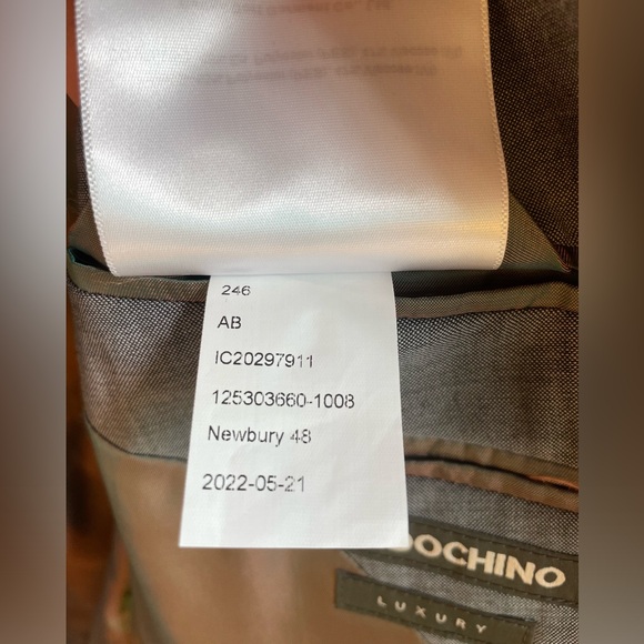 INDOCHINO Luxury Suit Jacket With Iridescent Lining - Picture 13 of 16